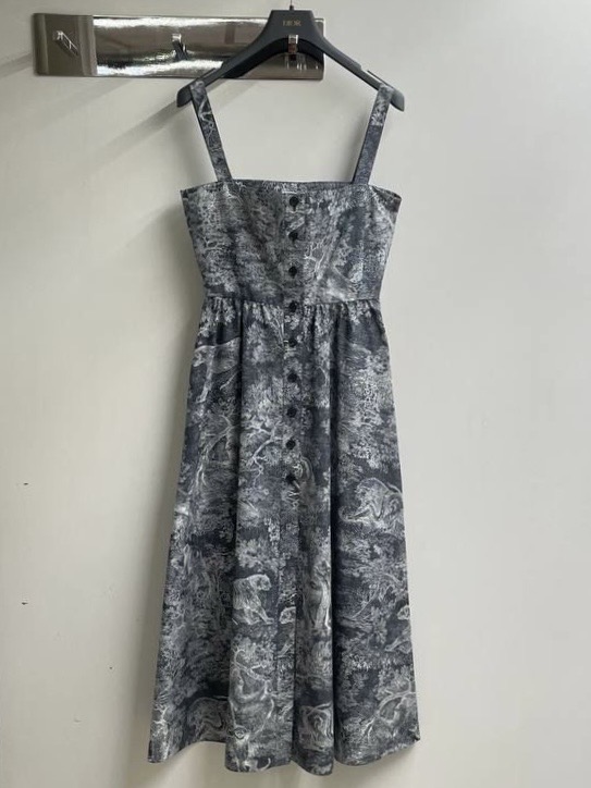 Платье Christian Dior смотреть фото