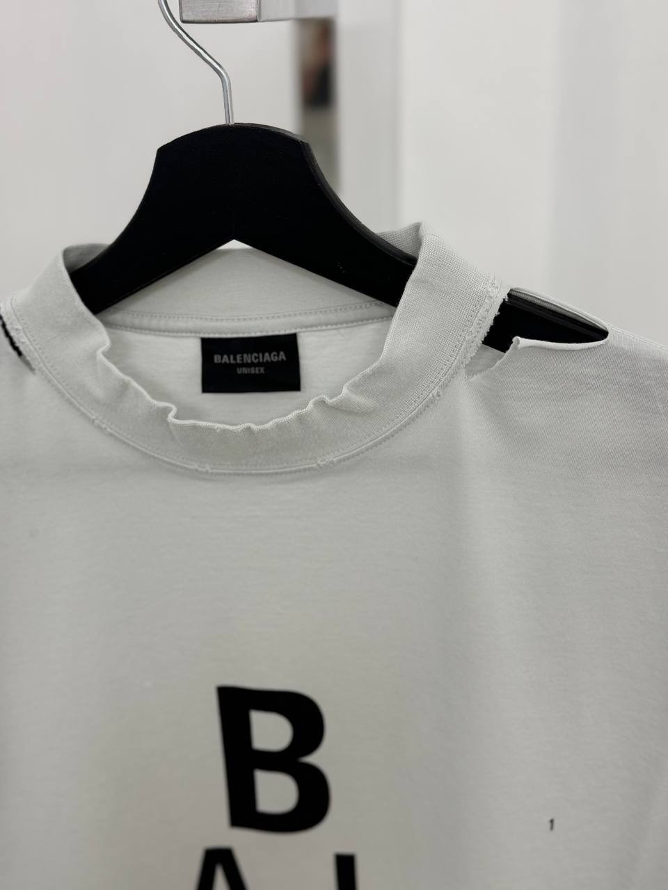 Футболка Balenciaga смотреть фото
