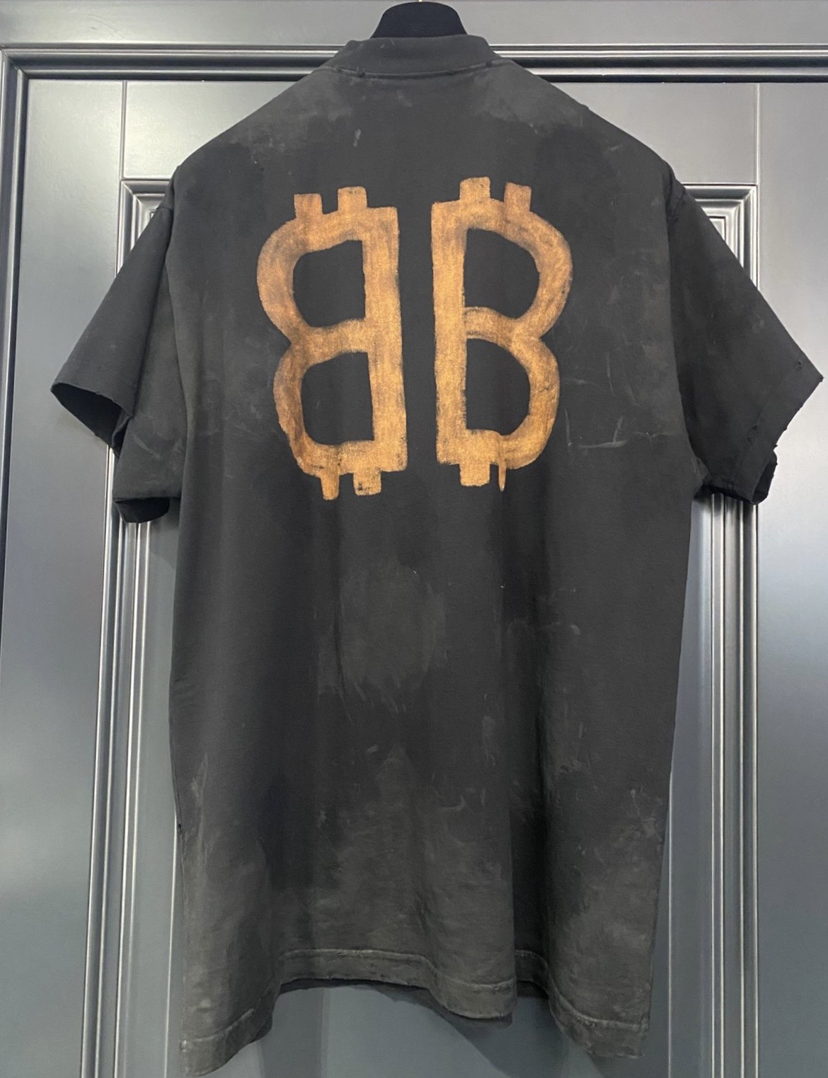 Футболка Balenciaga смотреть фото