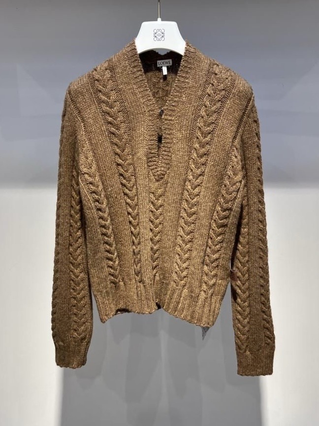 Кофта Loewe смотреть фото