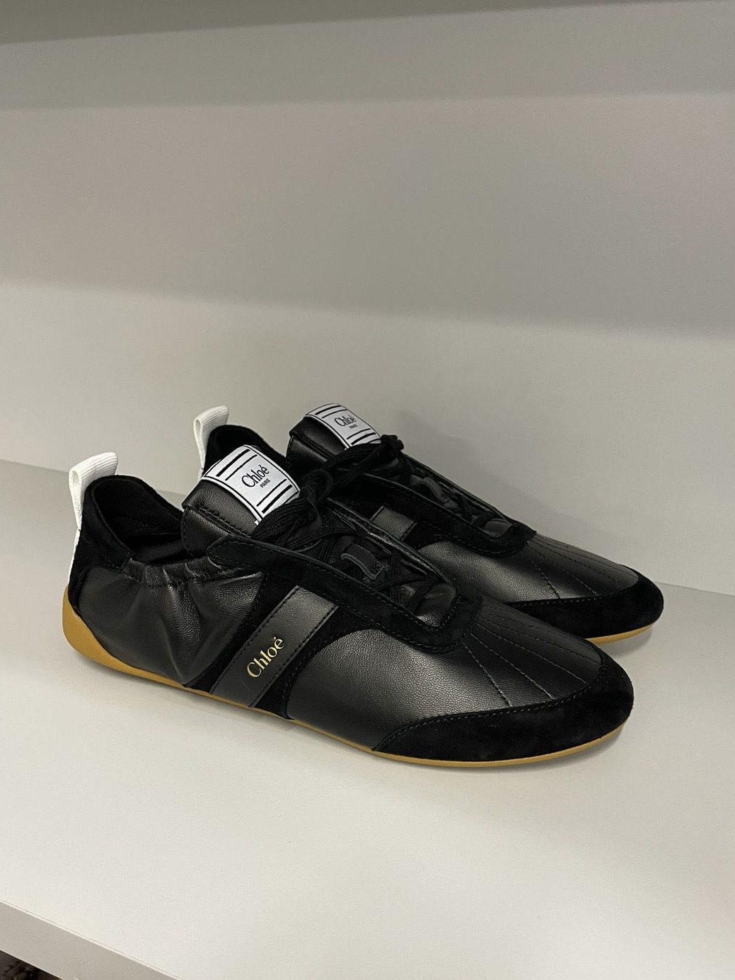 Кроссовки смотреть фото