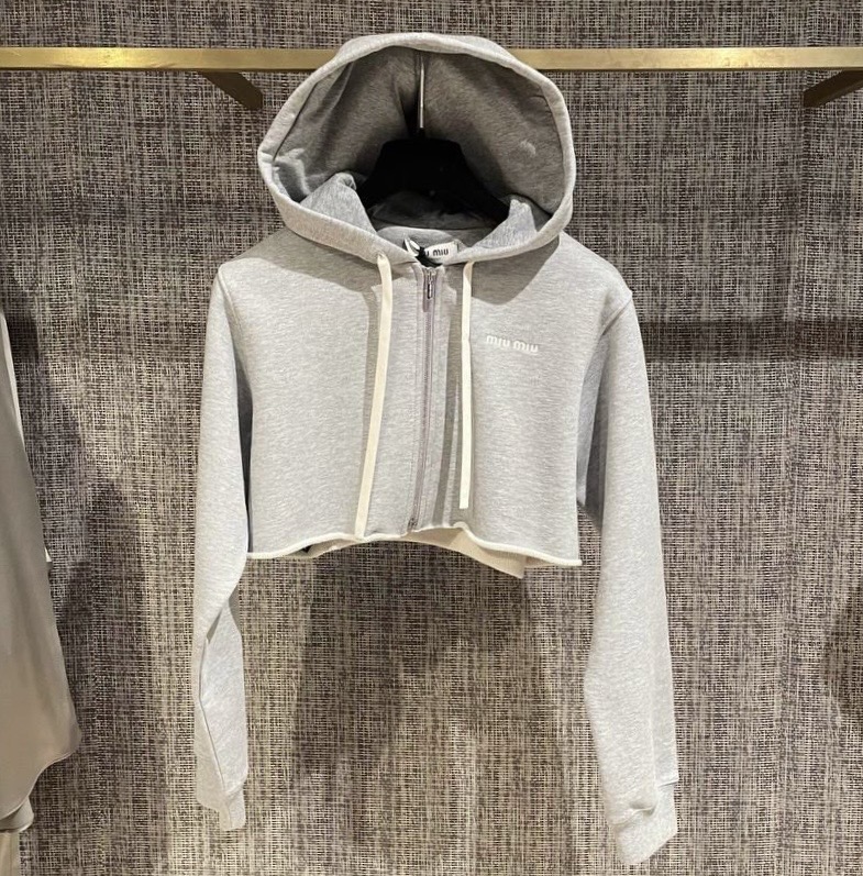 Худи Miu Miu смотреть фото