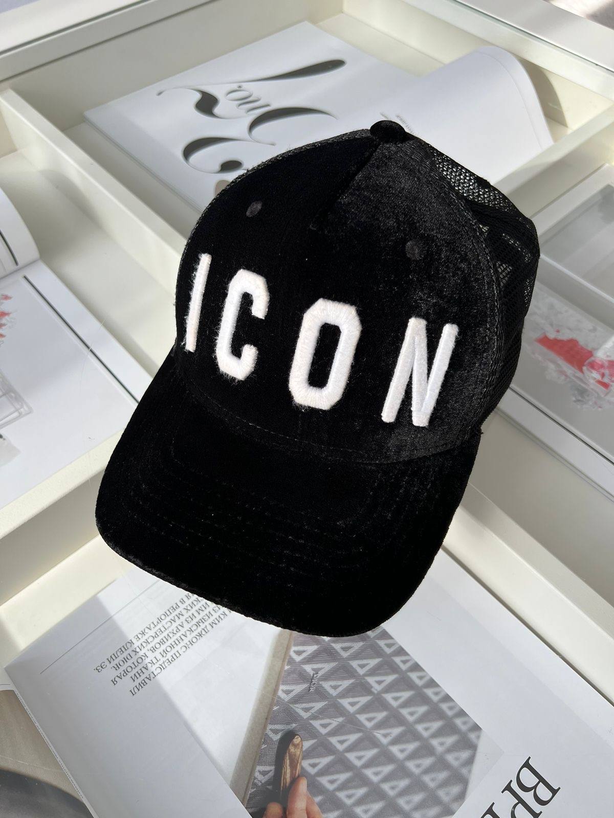 Кепка Dsquared2 фото смотреть