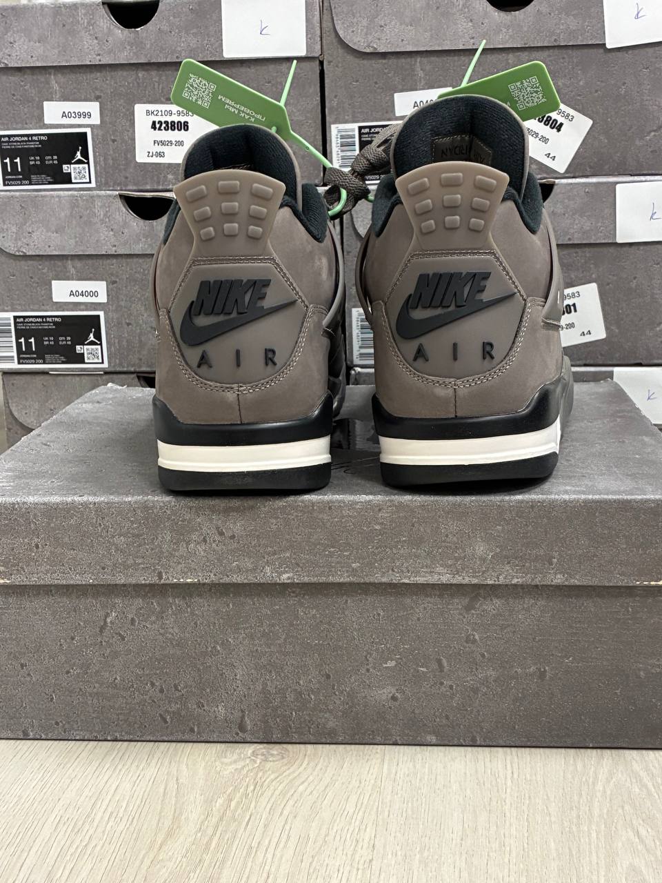 Кроссовки смотреть фото