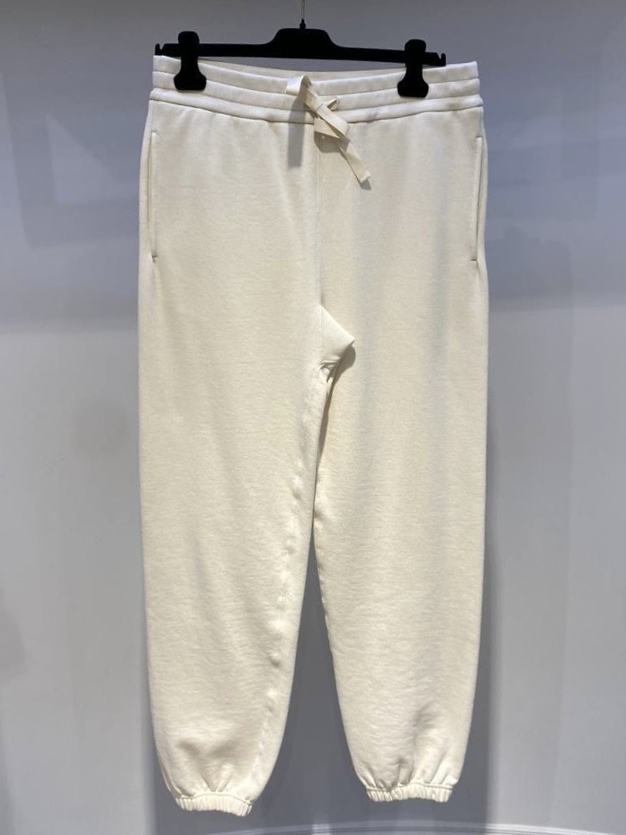 Спортивные штаны смотреть фото