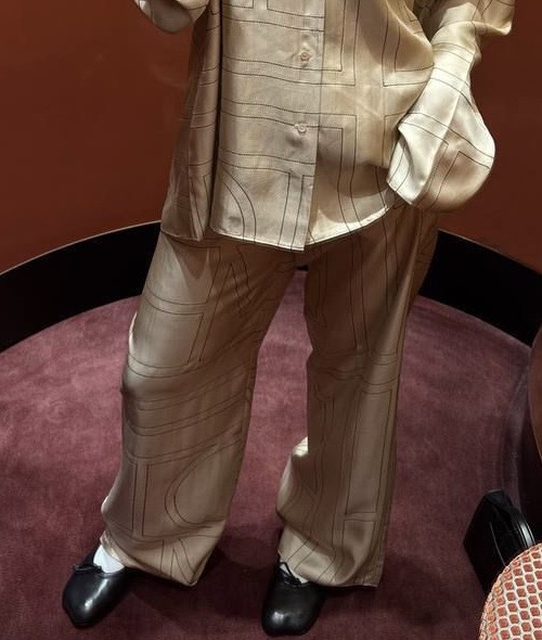 Брюки Totême смотреть фото