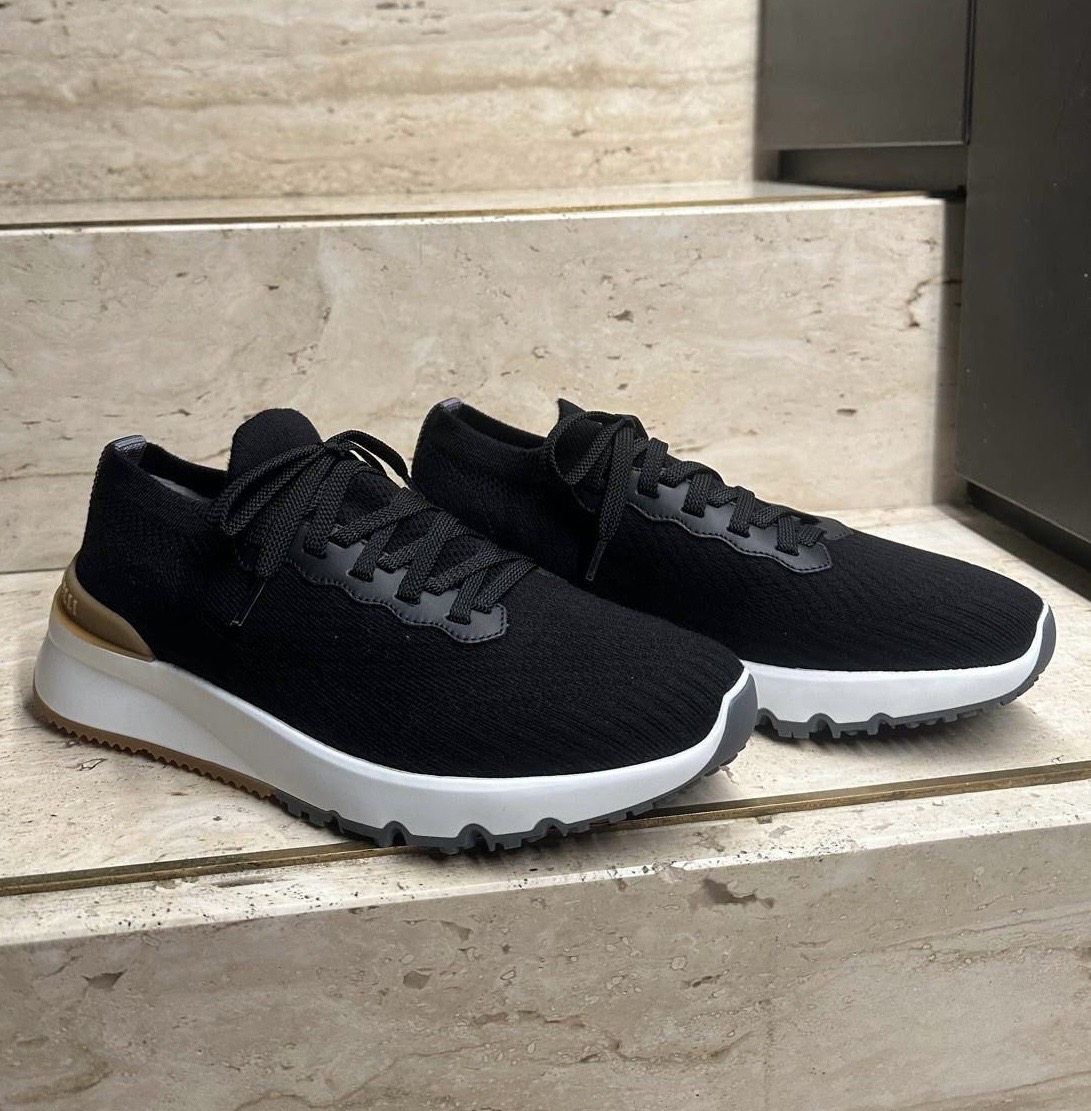 Кроссовки смотреть фото