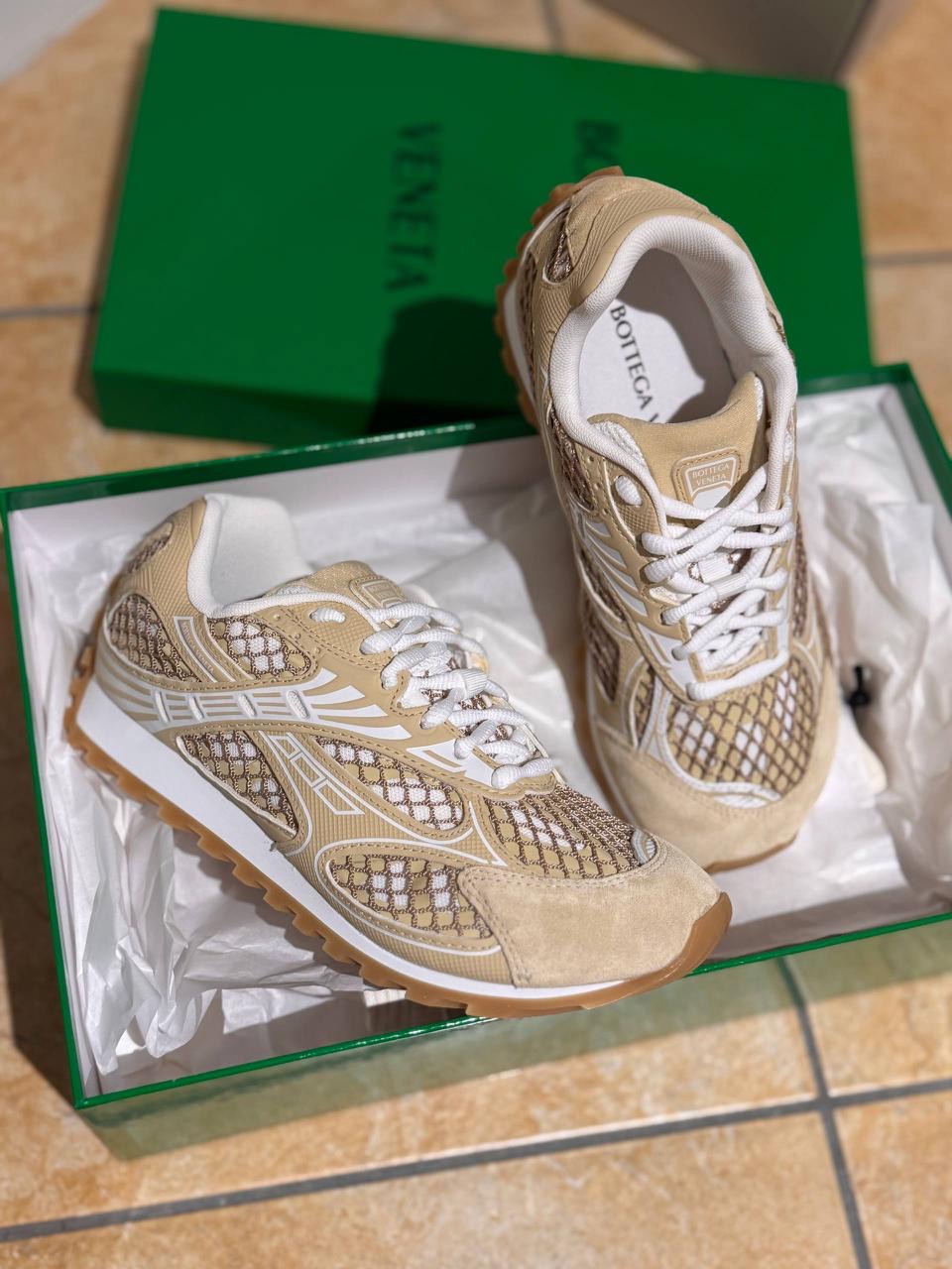 Кроссовки смотреть фото