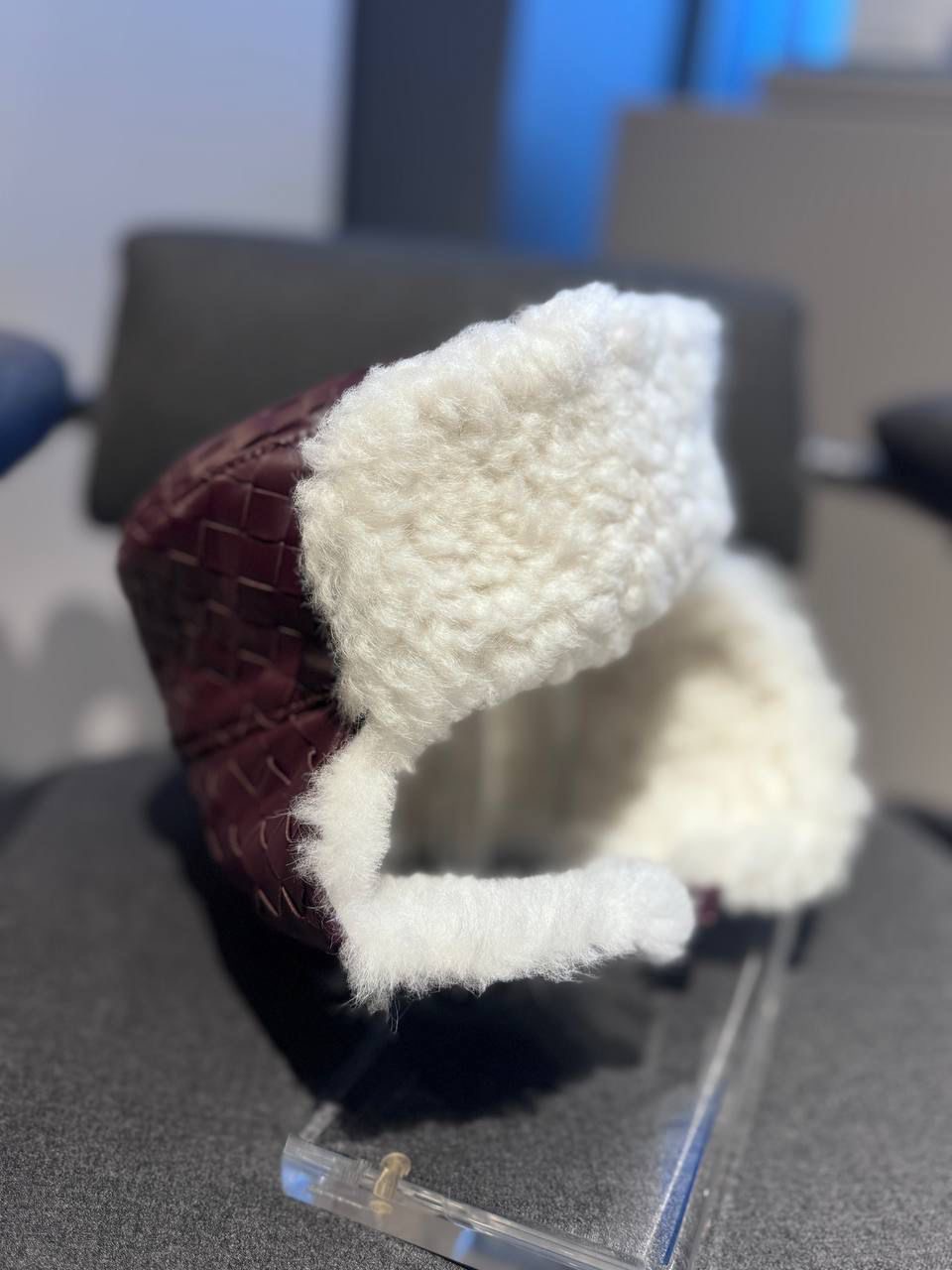 Шапка-ушанка смотреть фото