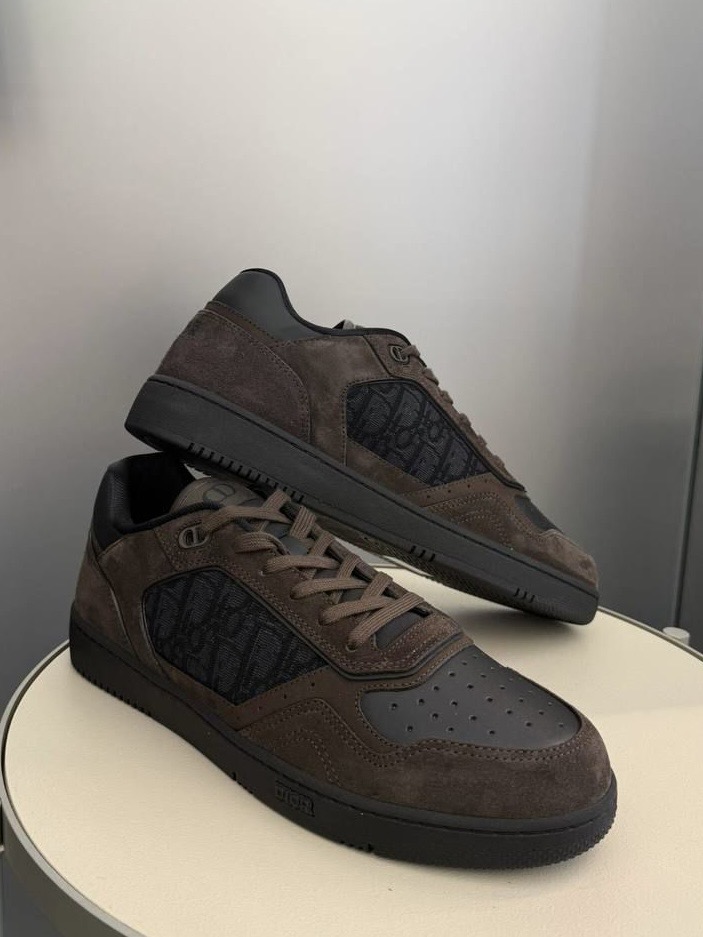 Кроссовки смотреть фото