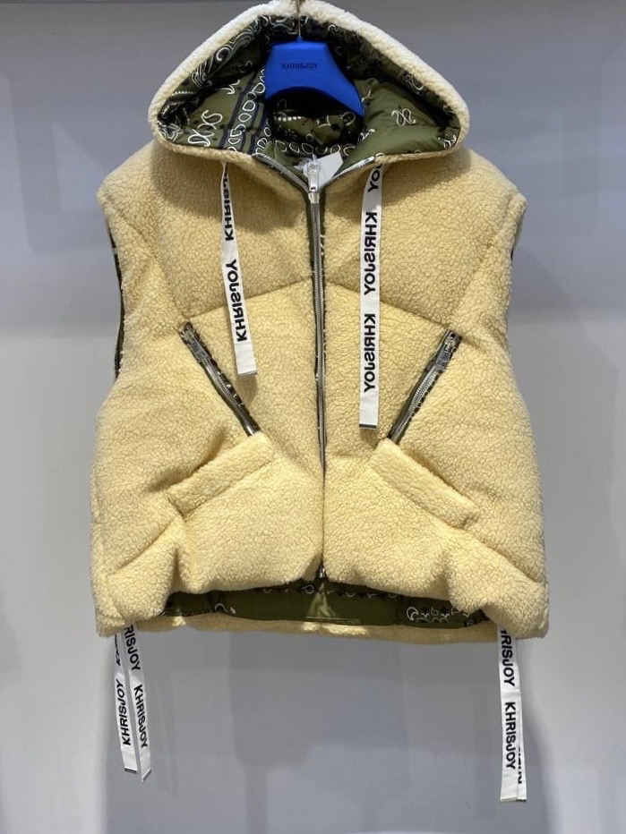 Жилетка смотреть фото