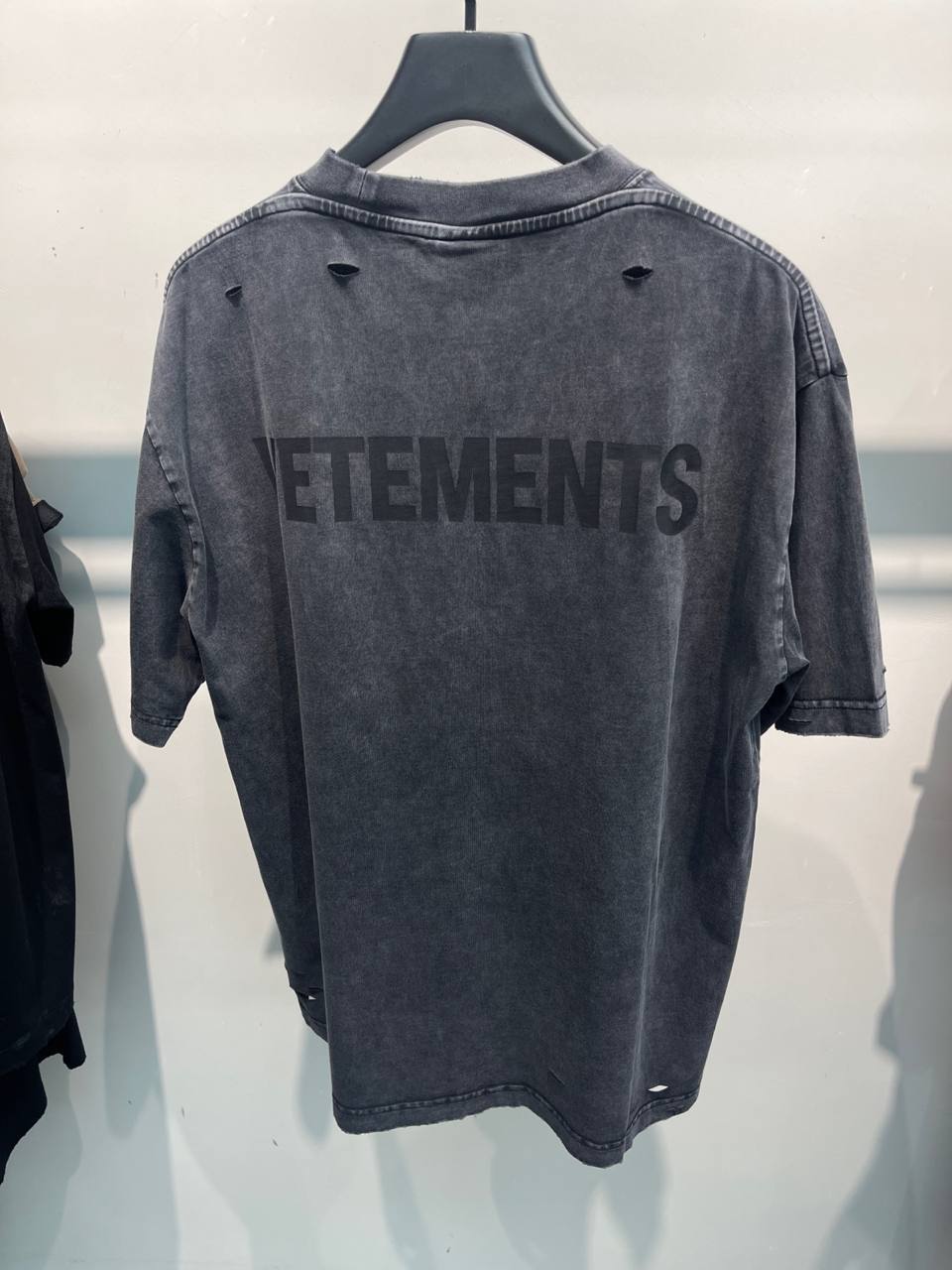 Футболка Vetements смотреть фото