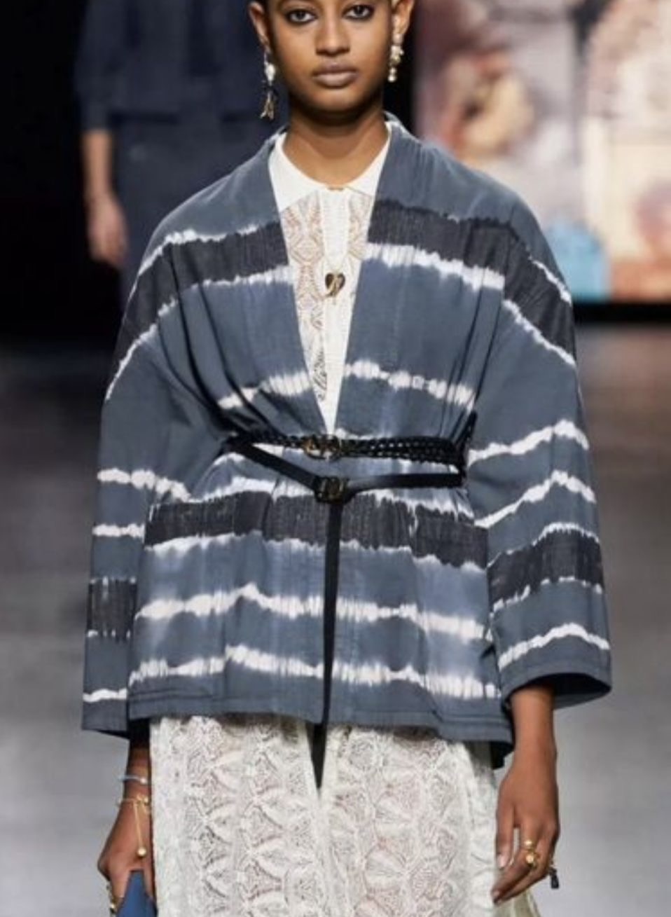 Жакет Christian Dior смотреть фото