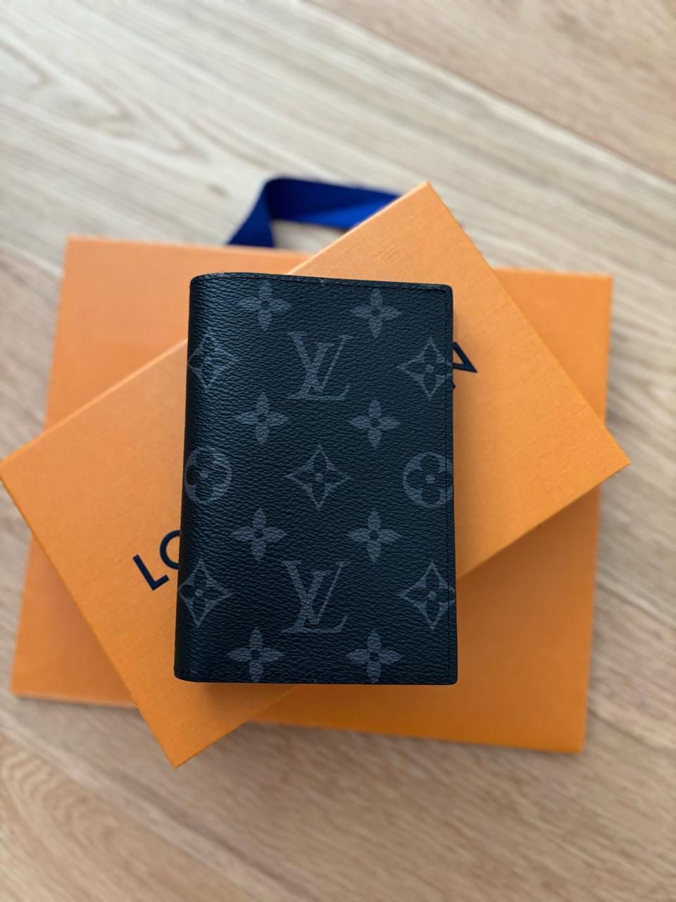 Обложка на паспорт смотреть фото