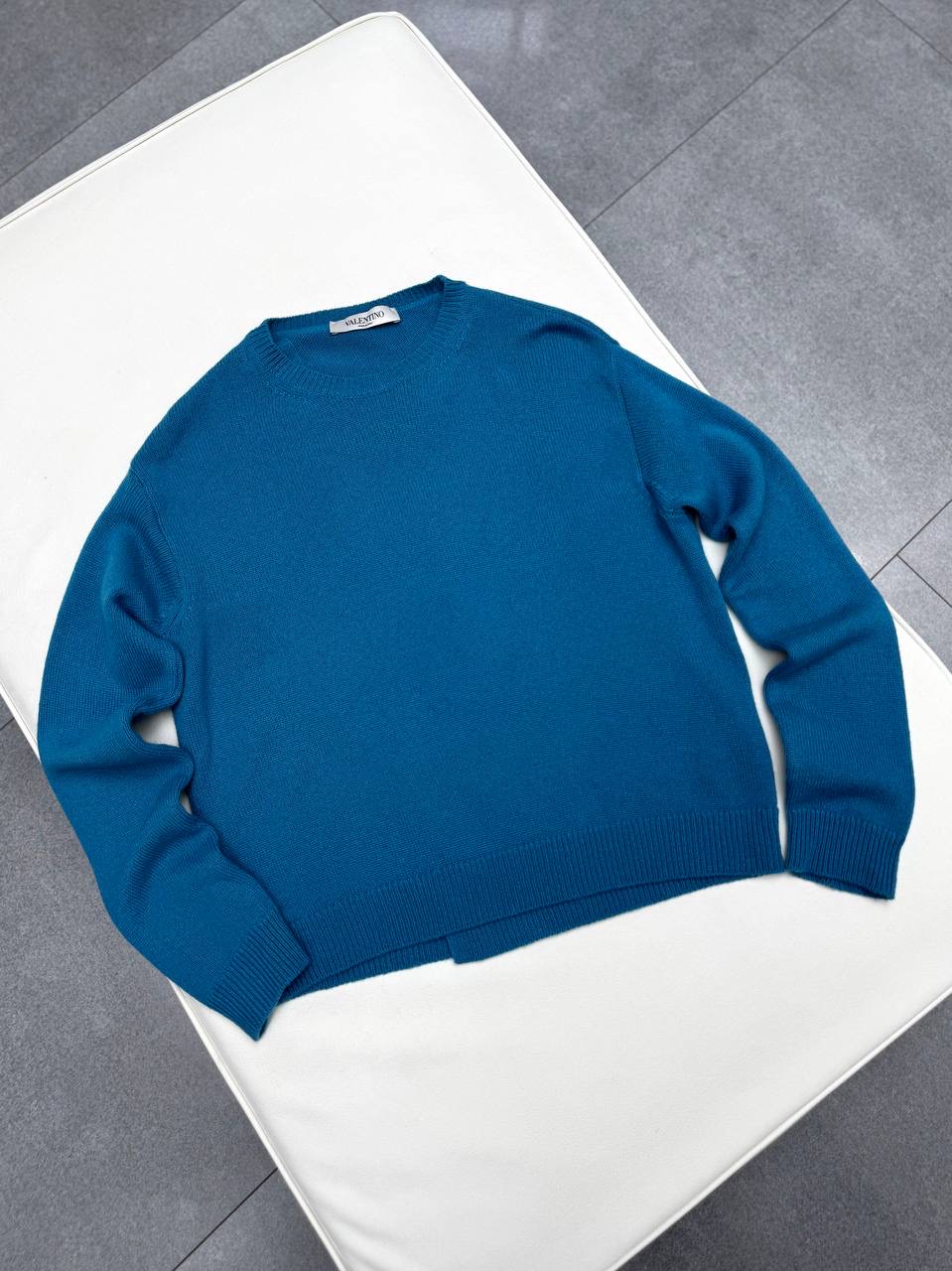 Джемпер Valentino смотреть фото