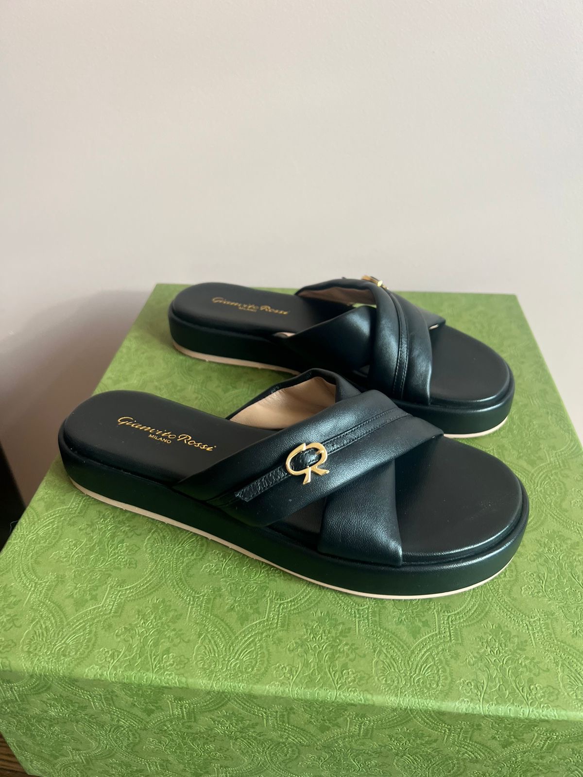 Шлёпки смотреть фото