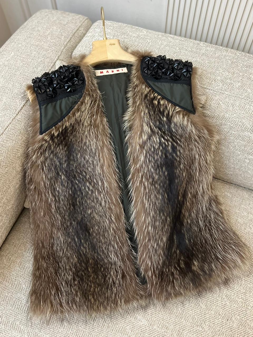 Жилетка смотреть фото