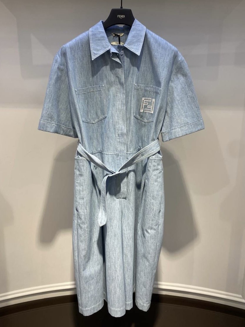 Джинсовое платье Fendi смотреть фото
