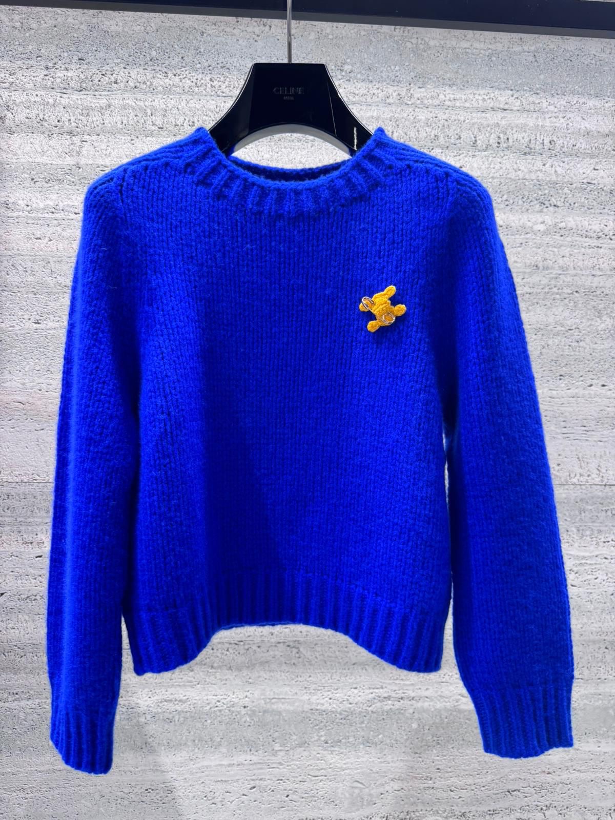 Свитер Celine смотреть фото