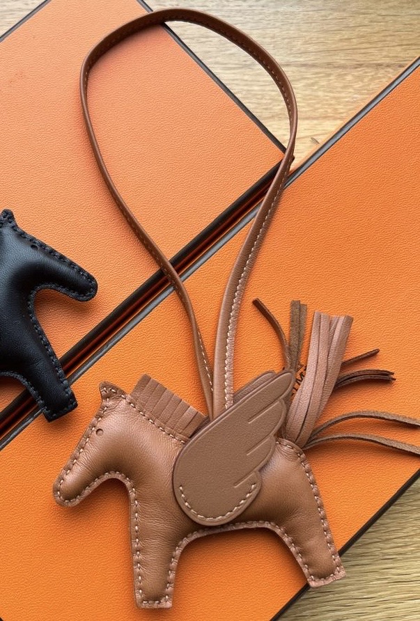 Брелок-шарм Hermes смотреть фото