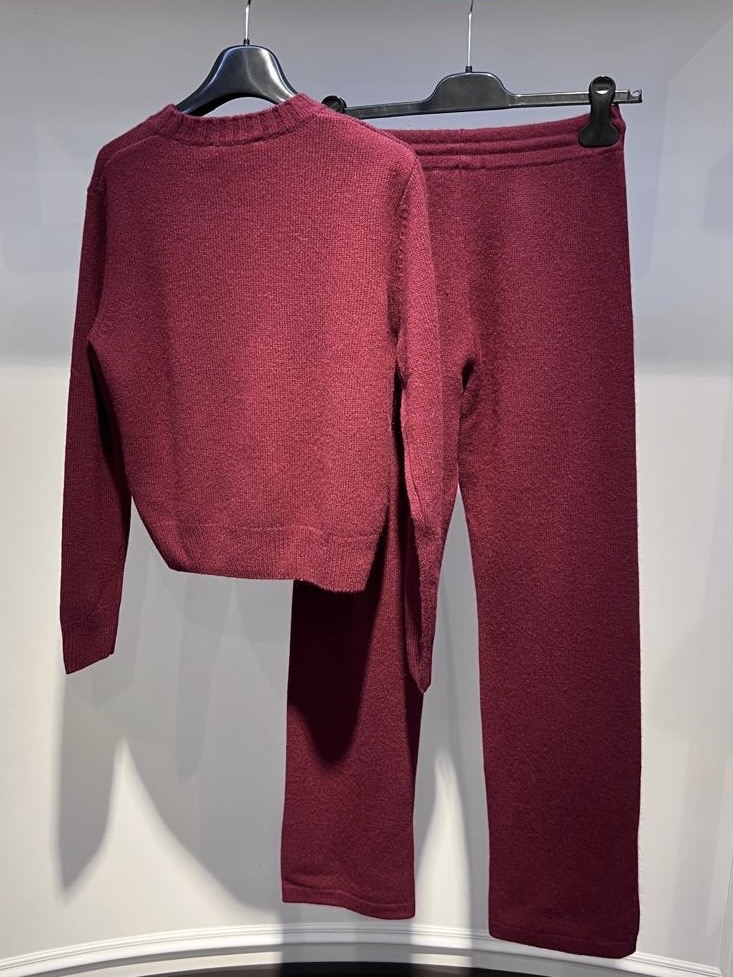 Костюм Sporty&Rich смотреть фото