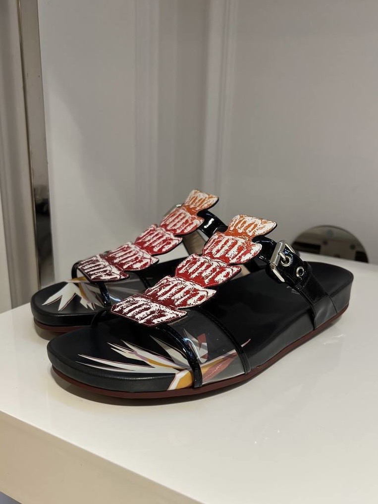 Шлёпки смотреть фото