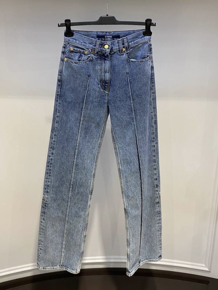 Джинсы Jacquemus смотреть фото