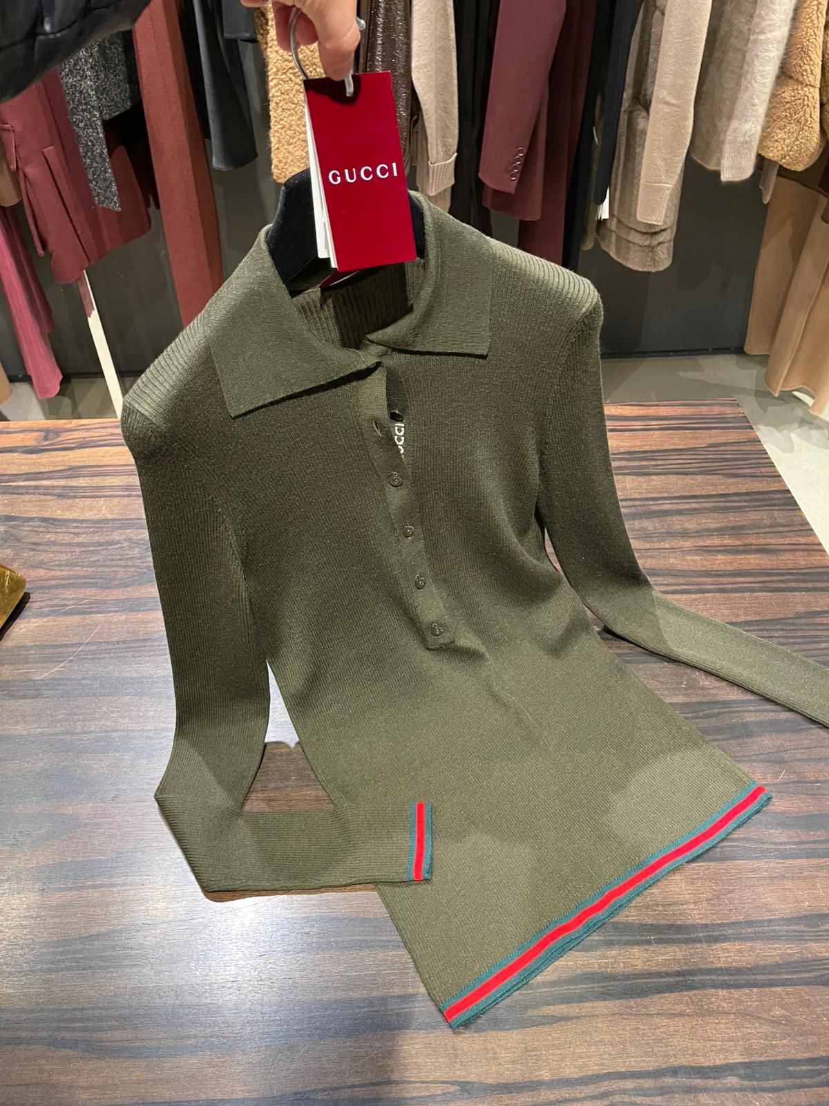 Топ Gucci смотреть фото