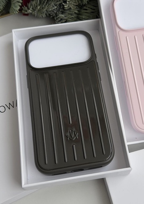 Чехол для iPhone 17 Pro Max Rimowa смотреть фото