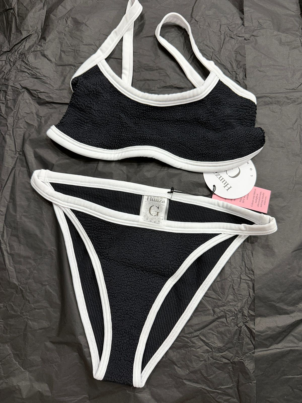 Купальник Hunza G смотреть фото