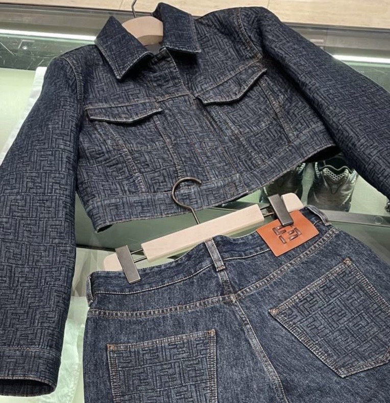 Джинсовая куртка смотреть фото