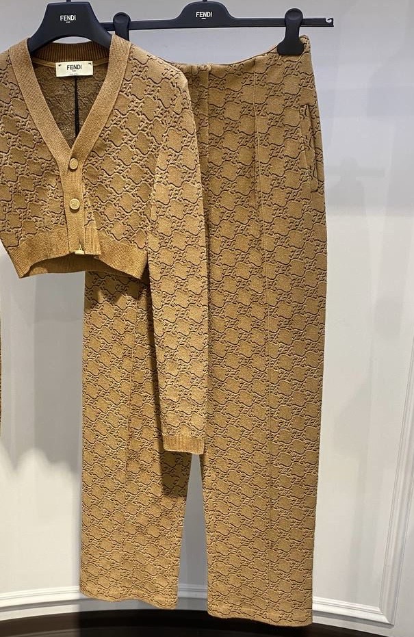 Брюки Fendi смотреть фото