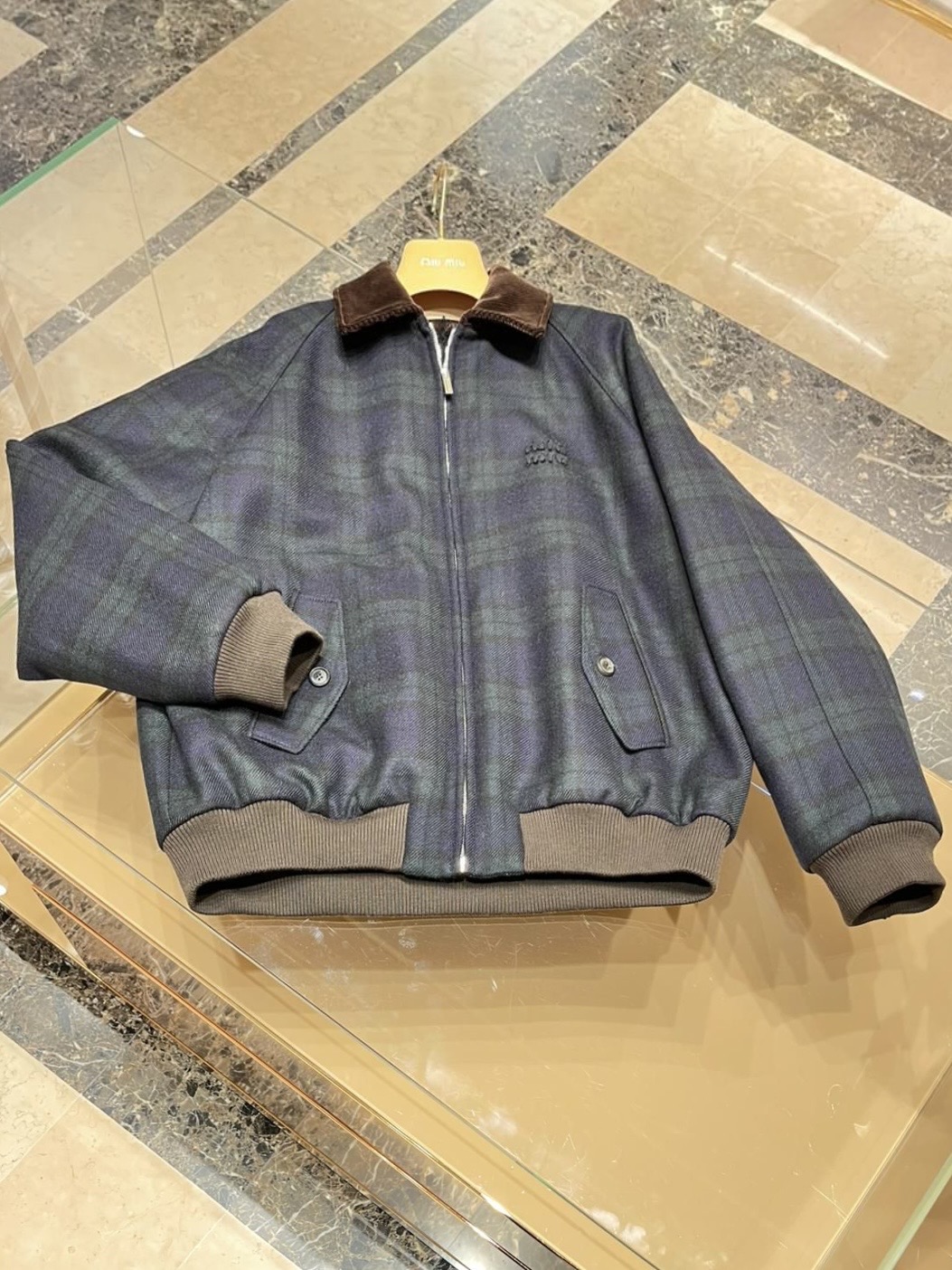 Бомбер смотреть фото