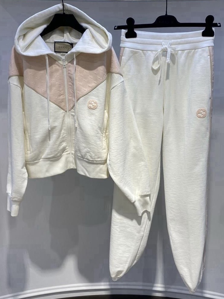 Спортивные костюмы смотреть фото