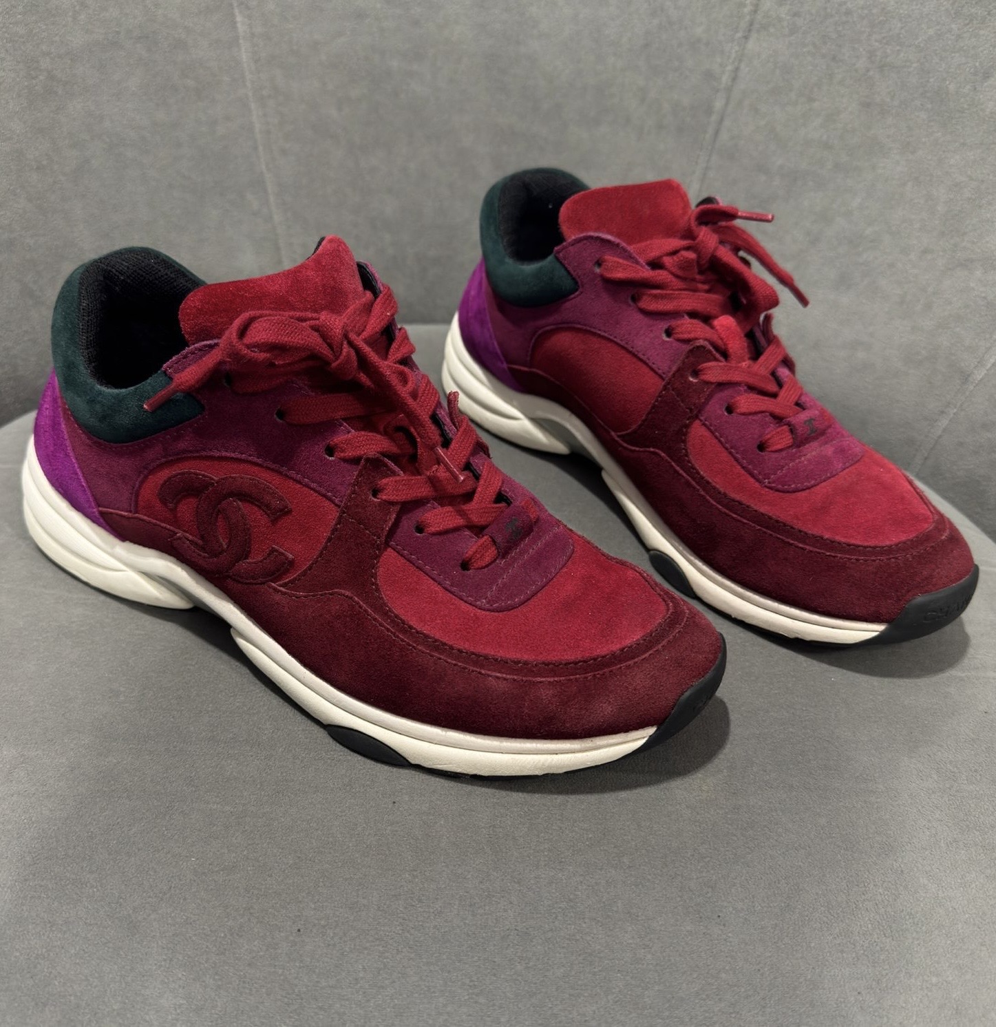 Кроссовки смотреть фото