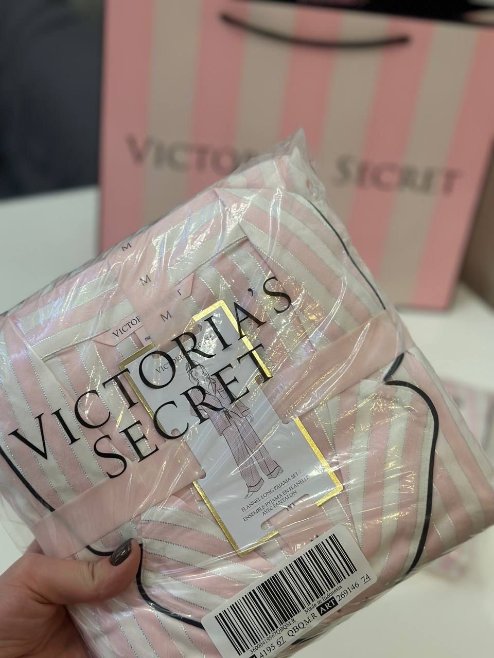 Пижама Victoria’s Secret смотреть фото