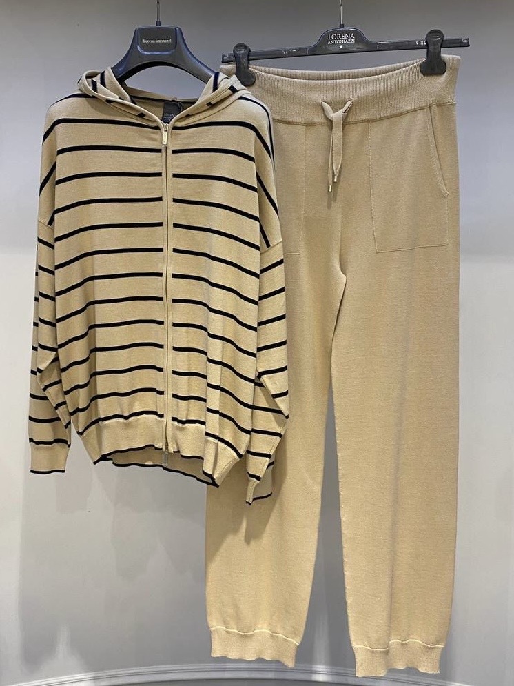 Спортивные костюмы смотреть фото