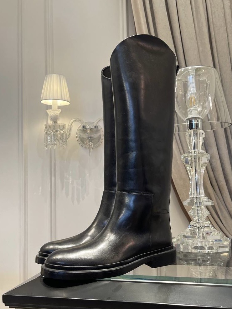 Сапоги смотреть фото