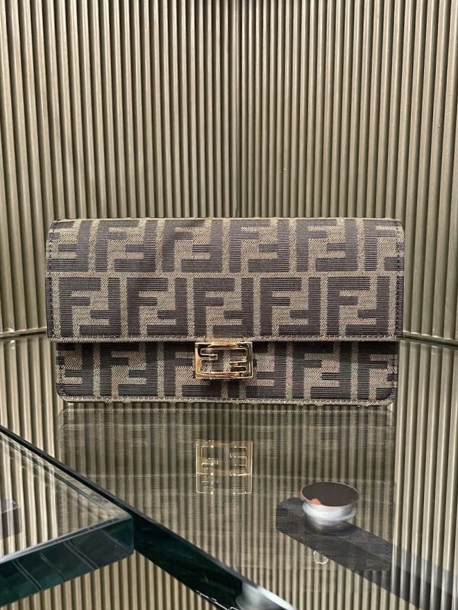 Сумка-клатч-кошелёк смотреть фото