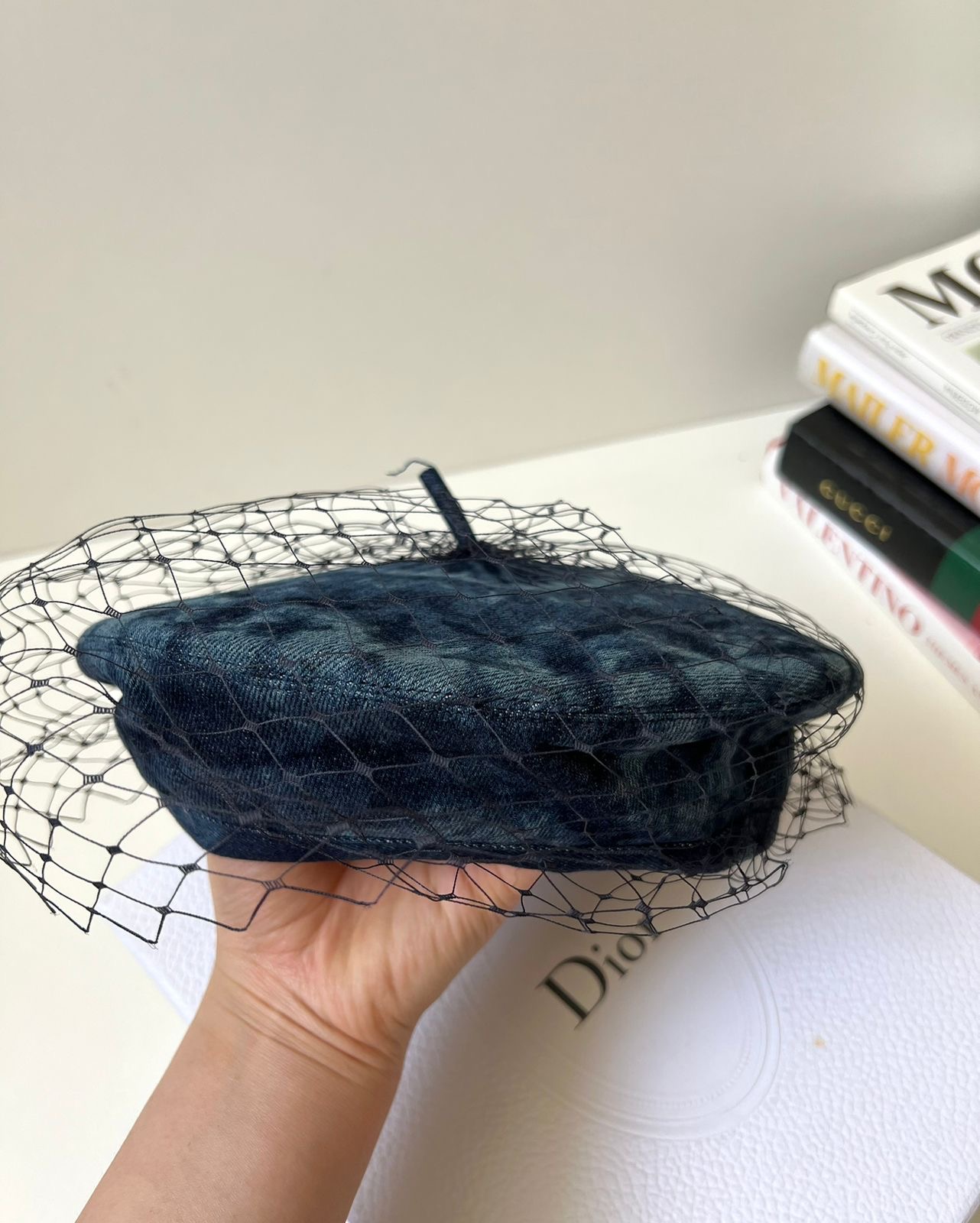 Берет Christian Dior смотреть фото