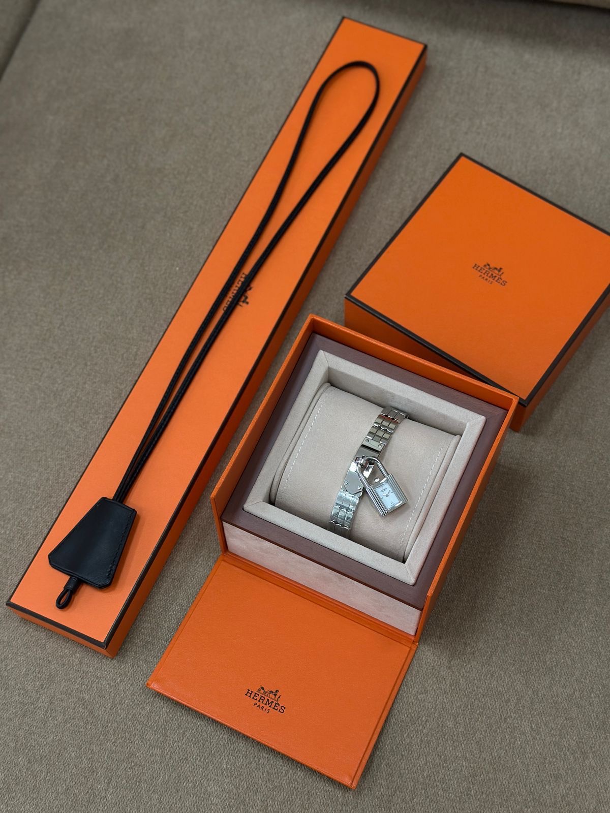 Часы смотреть фото