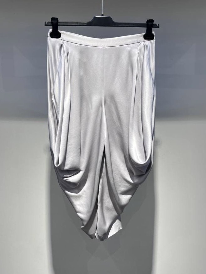 Брюки Alexander McQueen смотреть фото