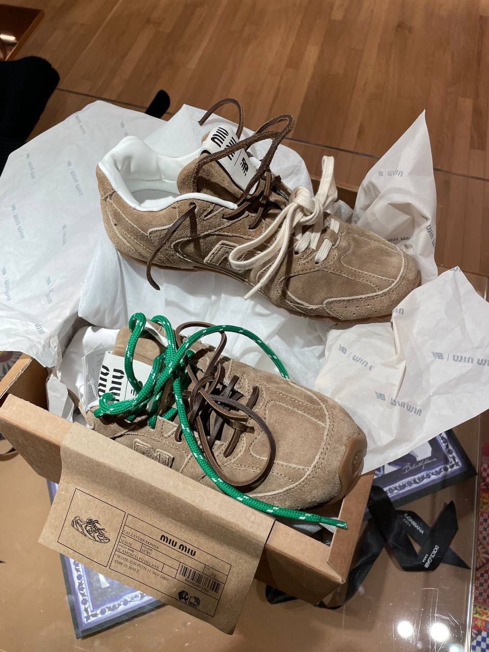 Кроссовки смотреть фото