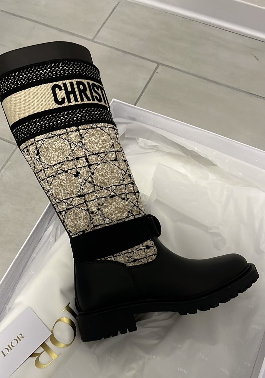 Сапоги Christian Dior смотреть фото