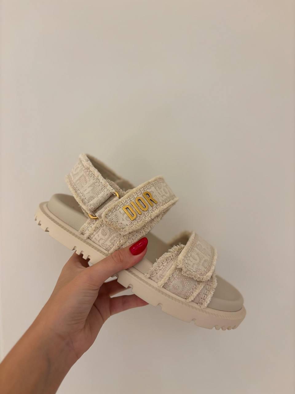 Сандалии смотреть фото