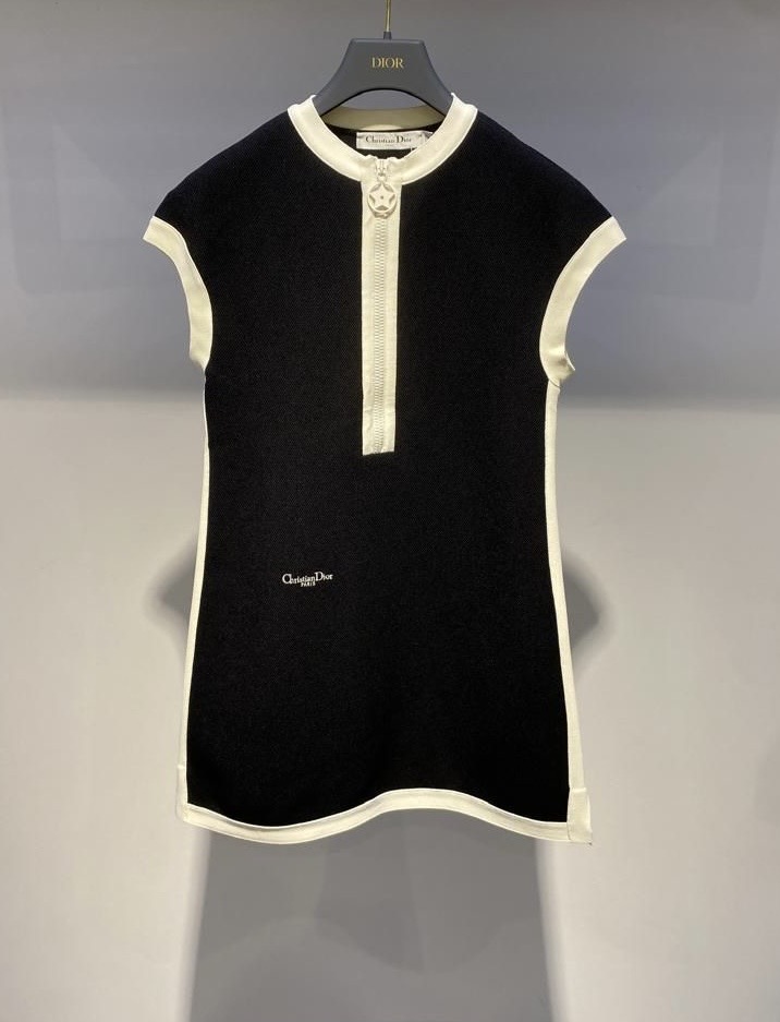 Платье Christian Dior смотреть фото