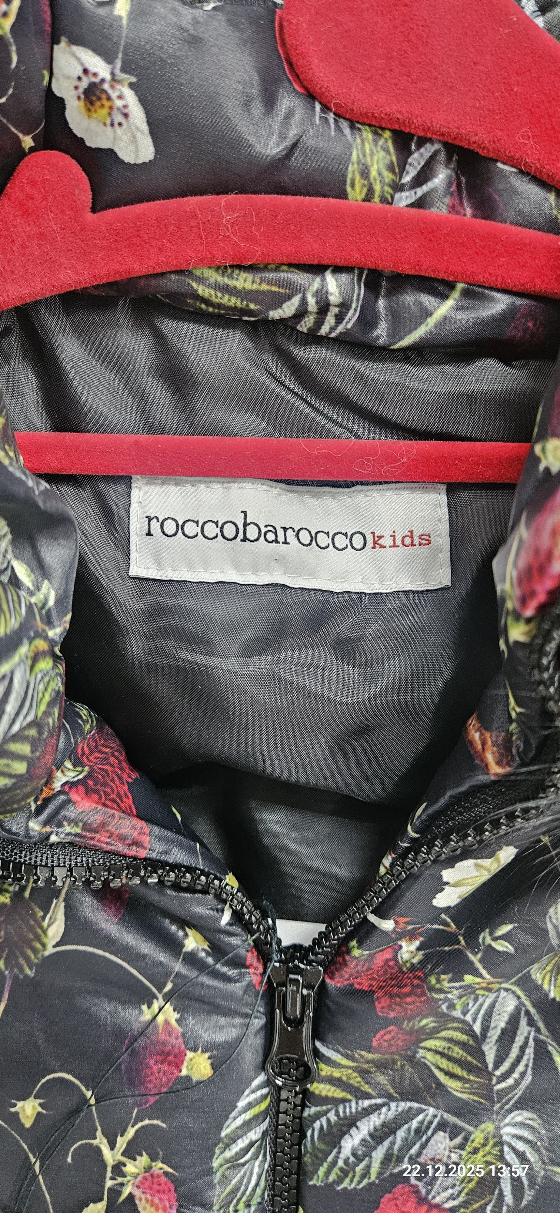 Жилет смотреть фото