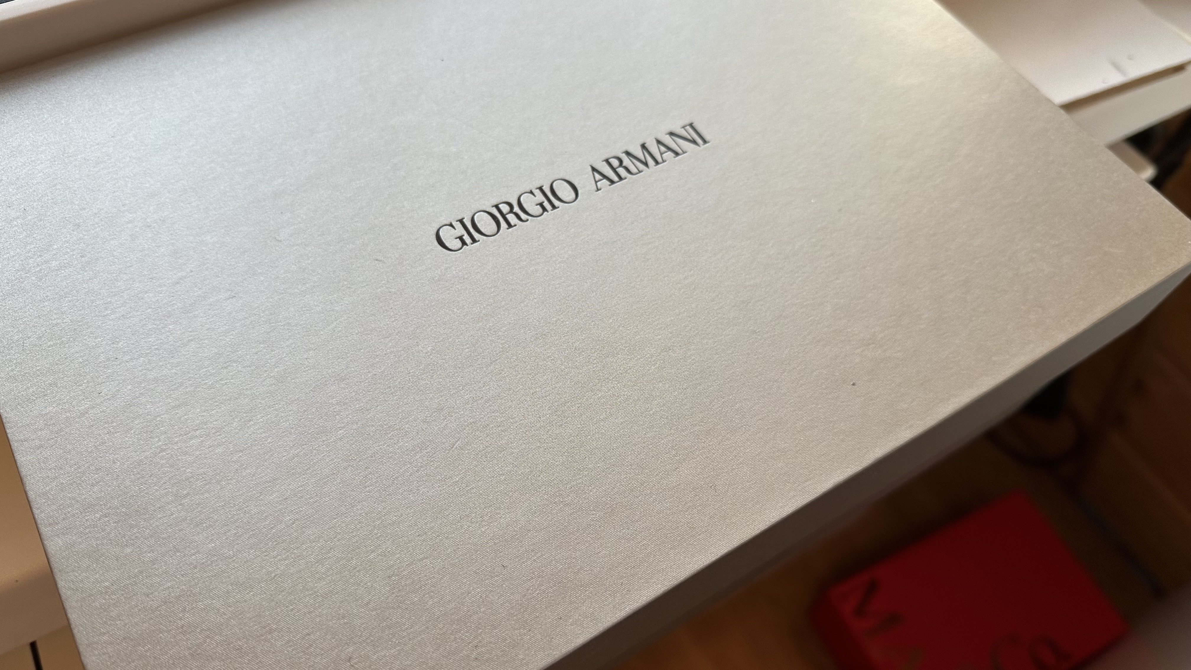 Топ Giorgio Armani смотреть фото