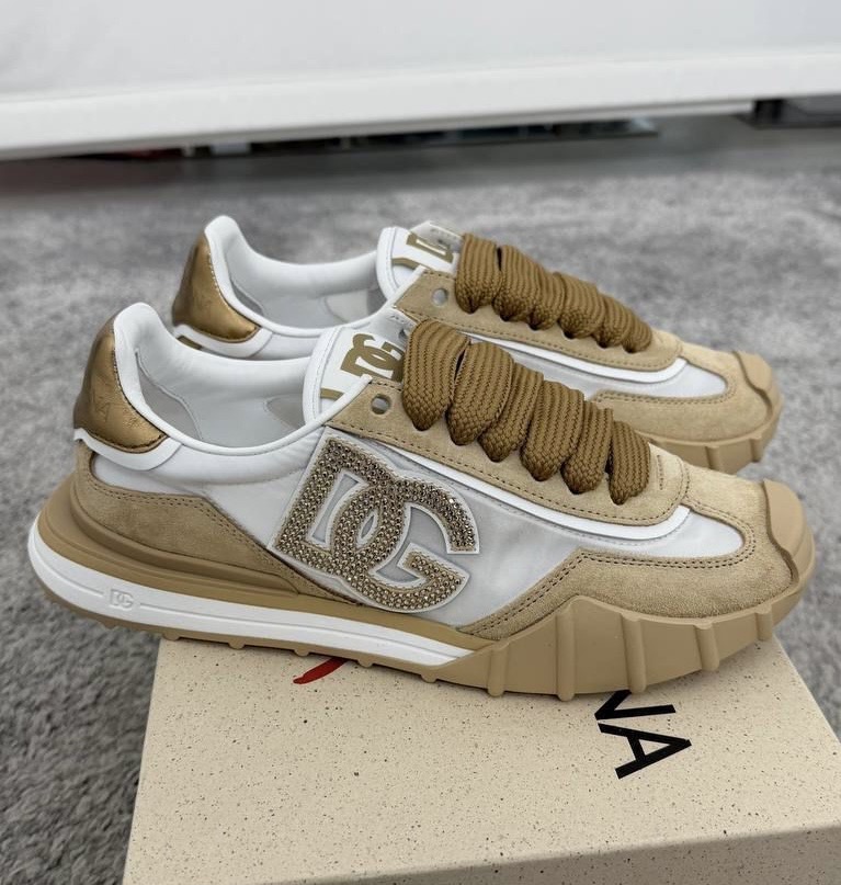 Кроссовки смотреть фото