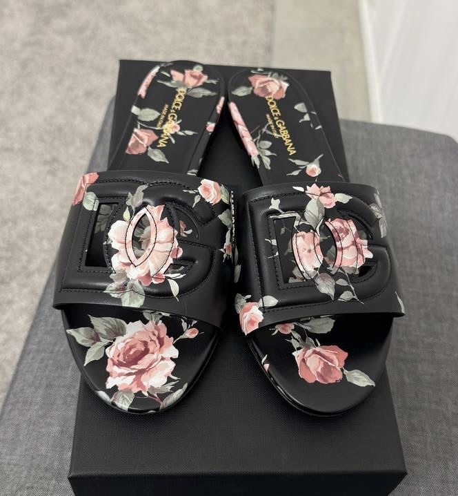 Шлёпки смотреть фото